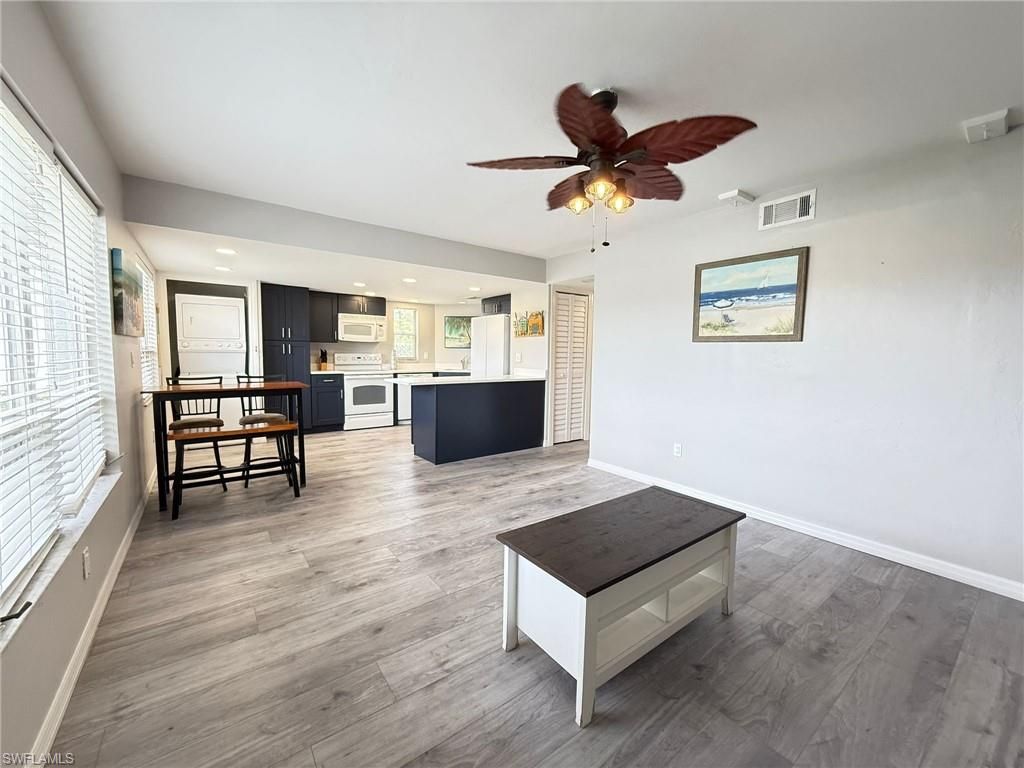 Image 3 of property listing at 5023 SW 16th PL # 101, Cape Coral, FL 33914