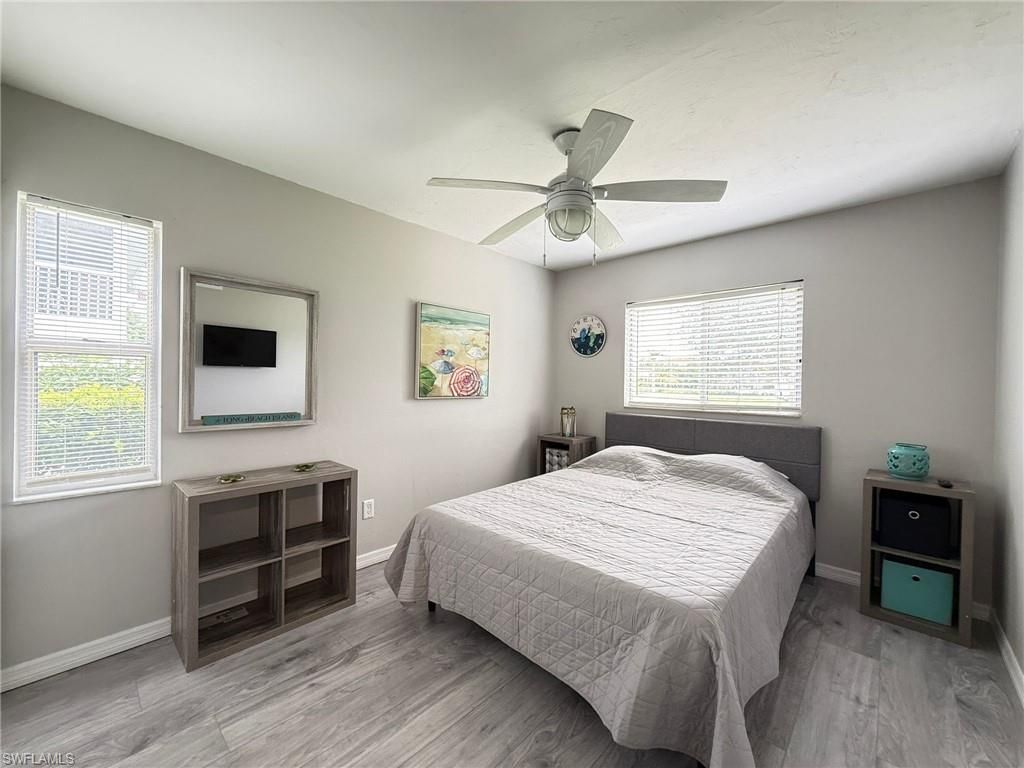 Image 9 of property listing at 5023 SW 16th PL # 101, Cape Coral, FL 33914