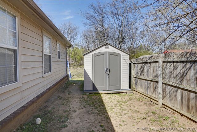 408 E Kansas Street, Broken Arrow, OK 74012