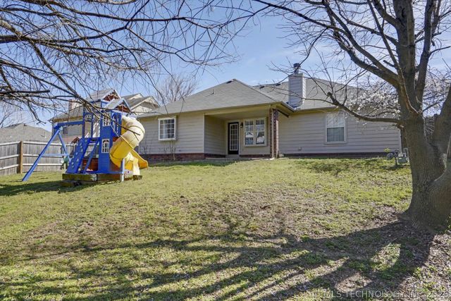 408 E Kansas Street, Broken Arrow, OK 74012