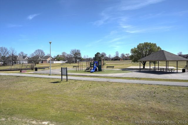 408 E Kansas Street, Broken Arrow, OK 74012