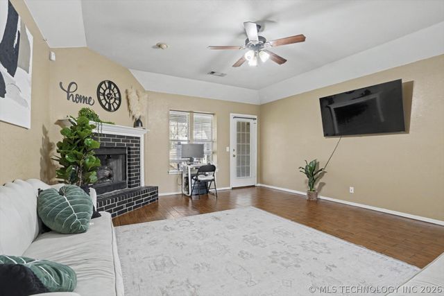 408 E Kansas Street, Broken Arrow, OK 74012