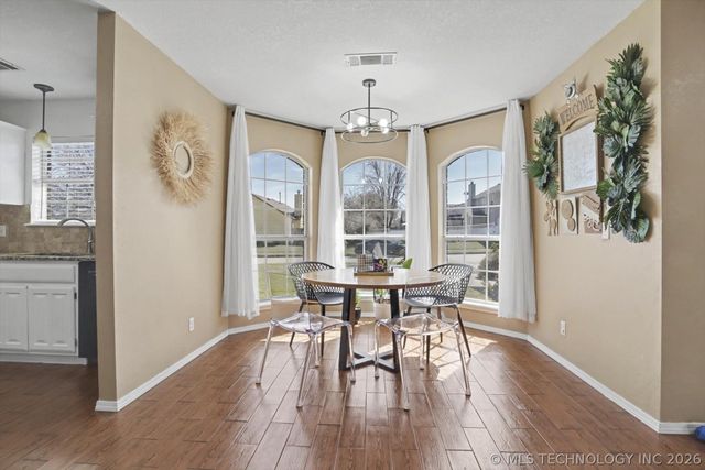 408 E Kansas Street, Broken Arrow, OK 74012