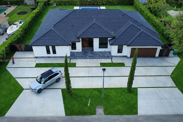 19880 SW 134th Ave, Miami, FL 33177