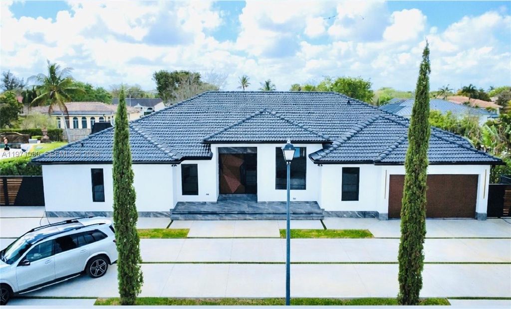 19880 SW 134th Ave, Miami, FL 33177