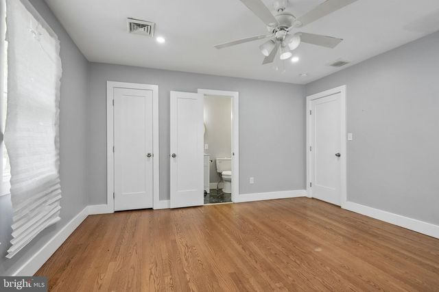 3 LAKESIDE LANE, Carneys Point, NJ 08069
