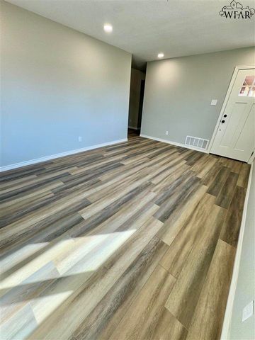 5237 CATSKILLS DRIVE, Wichita Falls, TX 76310