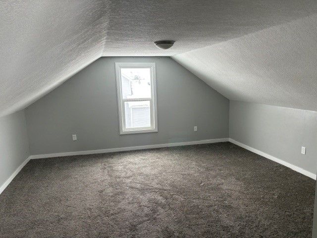 313 W 10th Street N, Newton, IA 50208