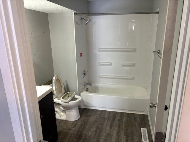 313 W 10th Street N, Newton, IA 50208