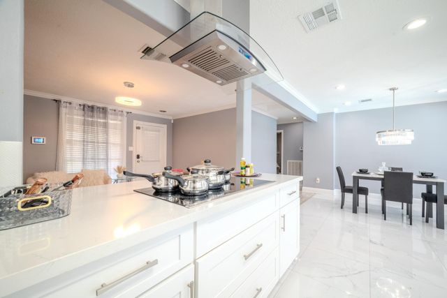 6238 Weststar Lane, Houston, TX 77072