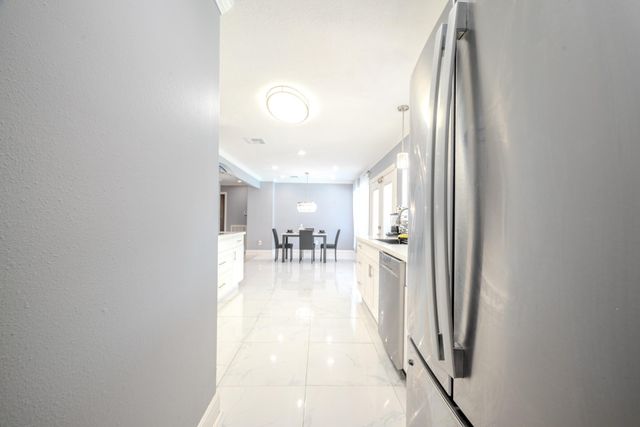 6238 Weststar Lane, Houston, TX 77072