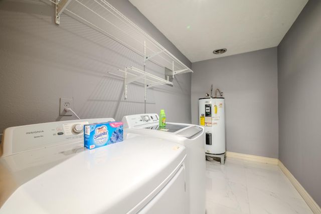 6238 Weststar Lane, Houston, TX 77072