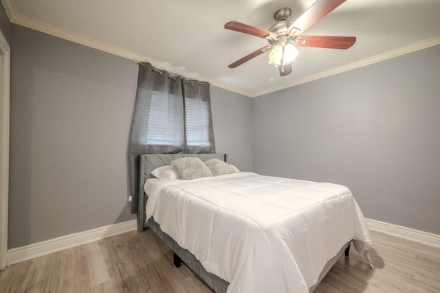 6238 Weststar Lane, Houston, TX 77072