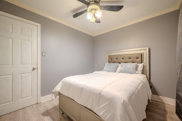 6238 Weststar Lane, Houston, TX 77072