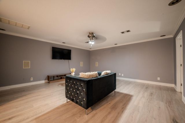 6238 Weststar Lane, Houston, TX 77072