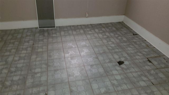 1122 N Natchez Drive, Texas City, TX 77591