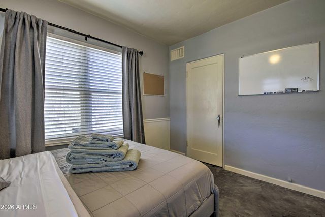 1815 N 16TH Avenue, Phoenix, AZ 85007