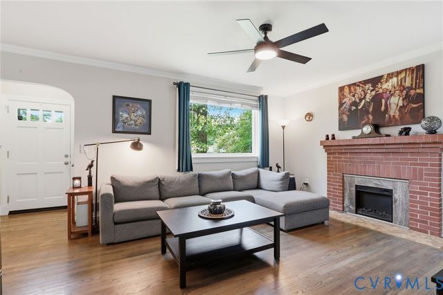 13329 S Chester Rd, Chester, VA 23831