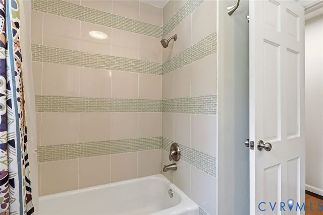 13329 S Chester Rd, Chester, VA 23831