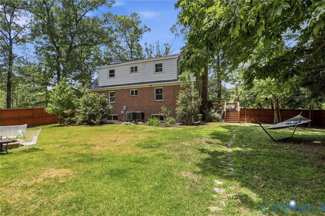 13329 S Chester Rd, Chester, VA 23831