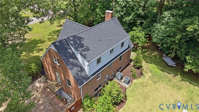 13329 S Chester Rd, Chester, VA 23831