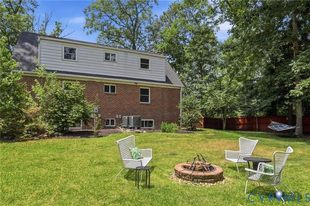 13329 S Chester Rd, Chester, VA 23831