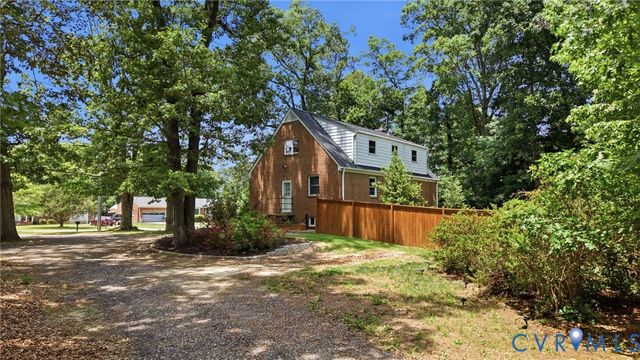 13329 S Chester Rd, Chester, VA 23831