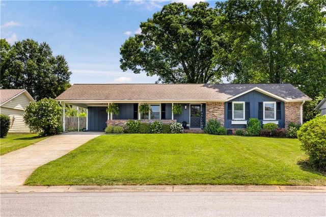 3539 Creatwood Trail SE, Smyrna, GA 30080