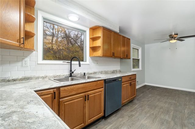 270 Lake Shore Boulevard Extension, Irondequoit, NY 14617