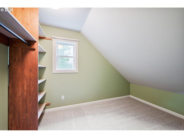 180 TRINITY Dr, Castle Rock, WA 98611