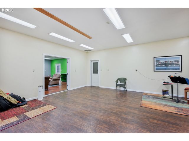 180 TRINITY Dr, Castle Rock, WA 98611