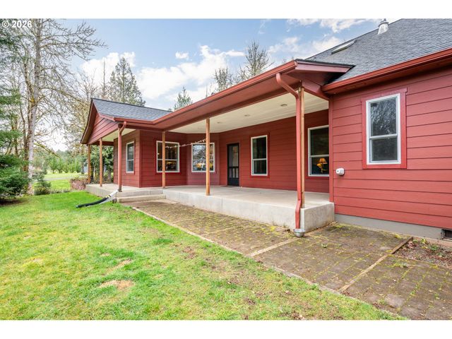 180 TRINITY Dr, Castle Rock, WA 98611