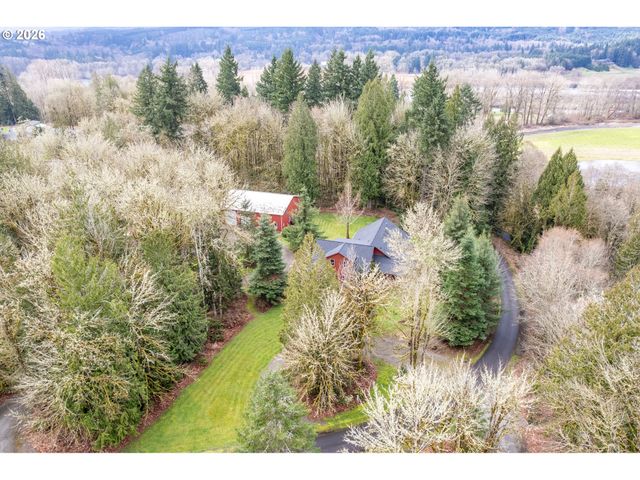 180 TRINITY Dr, Castle Rock, WA 98611