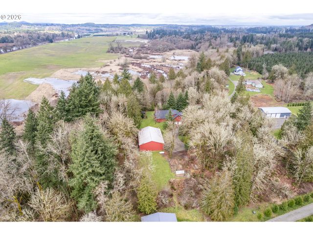 180 TRINITY Dr, Castle Rock, WA 98611