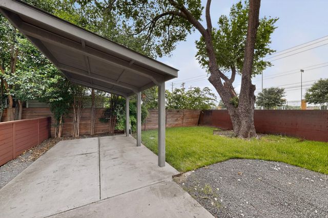 400 W 51st ST A, Austin, TX 78751