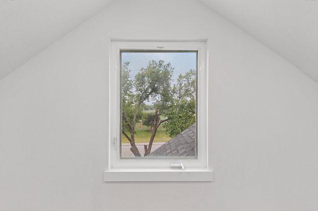400 W 51st ST A, Austin, TX 78751