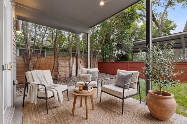 400 W 51st ST A, Austin, TX 78751