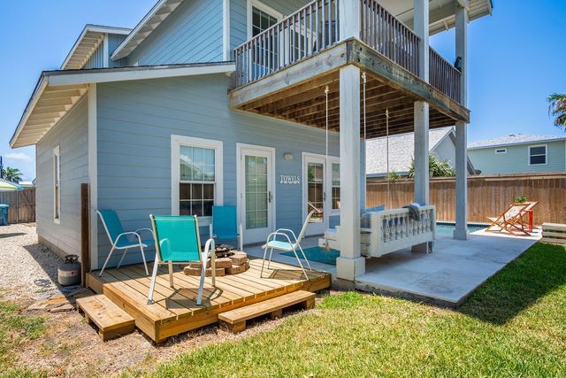 522 Rockport Channel, Port Aransas, TX 78373