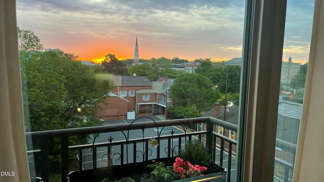 140 W Franklin Street Unit 415, Chapel Hill, NC 27516