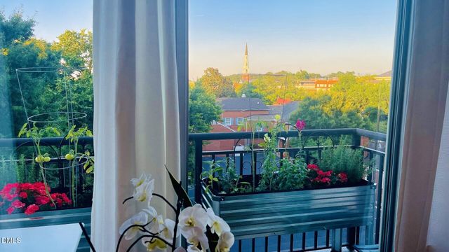 140 W Franklin Street Unit 415, Chapel Hill, NC 27516