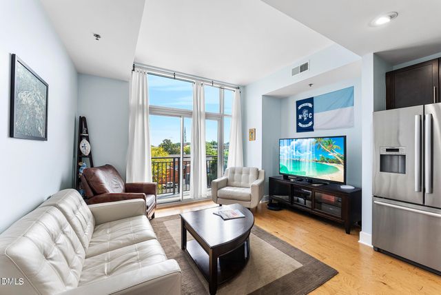 140 W Franklin Street Unit 415, Chapel Hill, NC 27516