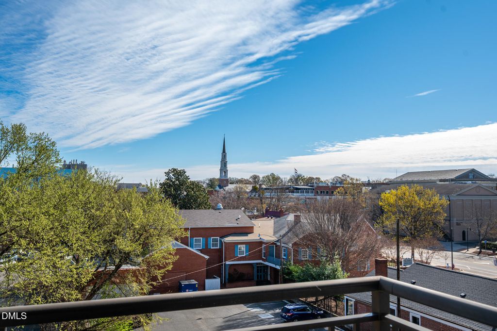 140 W Franklin Street Unit 415, Chapel Hill, NC 27516