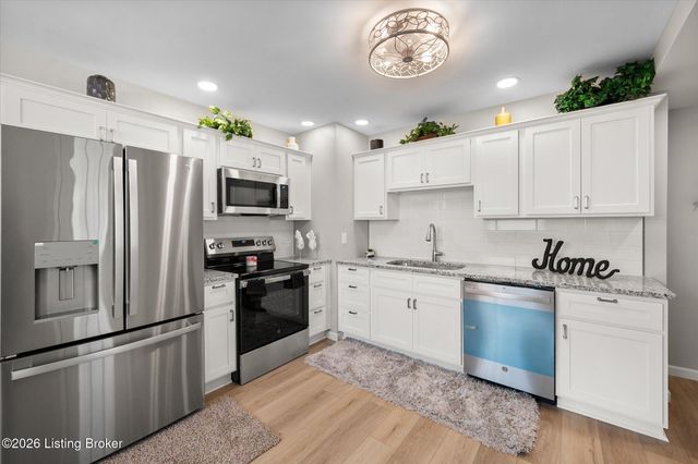 3605 Ethelwood Dr, Jeffersontown, KY 40299