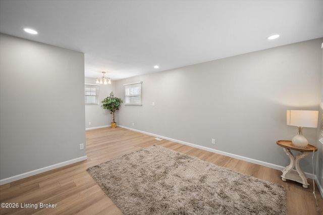 3605 Ethelwood Dr, Jeffersontown, KY 40299