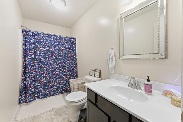 4607 Anglers Lane, Fort Wayne, IN 46808