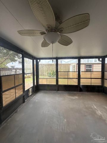 6284 Kirsten Dr, Pensacola, FL 32504