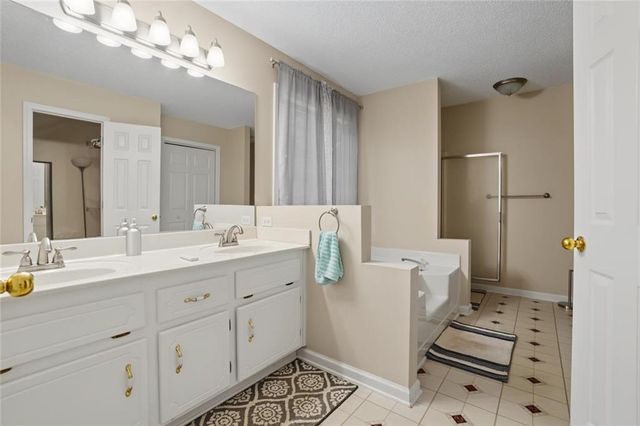 6990 Shady Oak Lane, Cumming, GA 30040