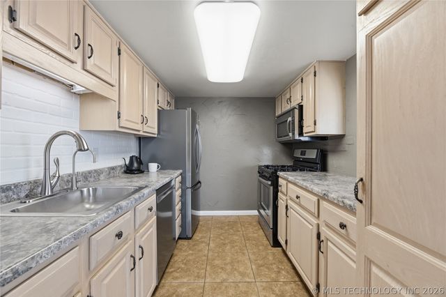 410 W 7th Street 628G, Tulsa, OK 74119