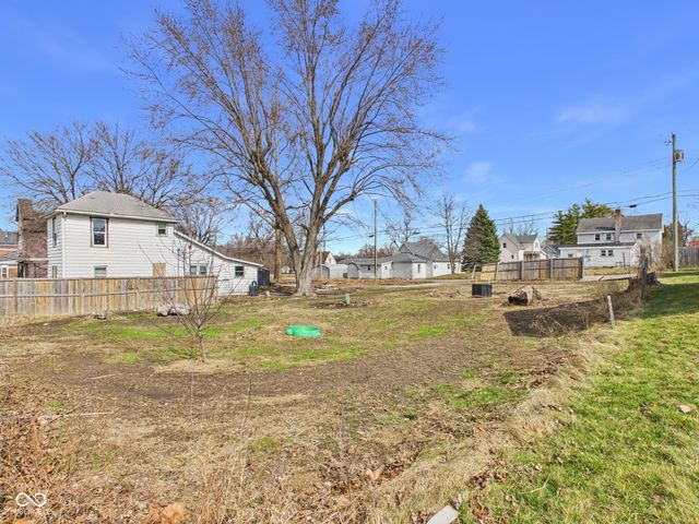 515 S Harrison Street, Alexandria, IN 46001