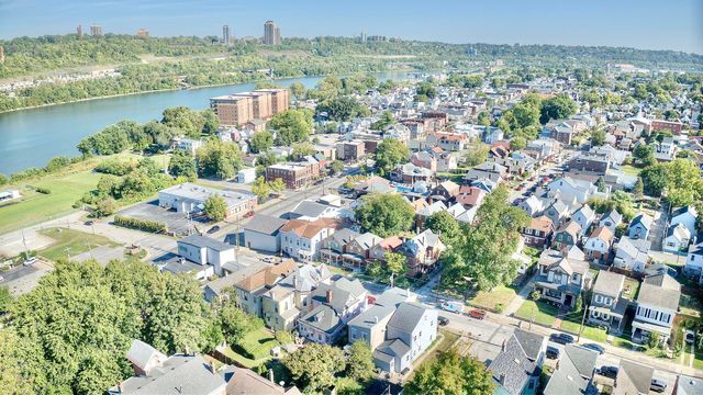 220 Berry Avenue, Bellevue, KY 41073